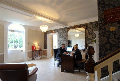 Donington Manor