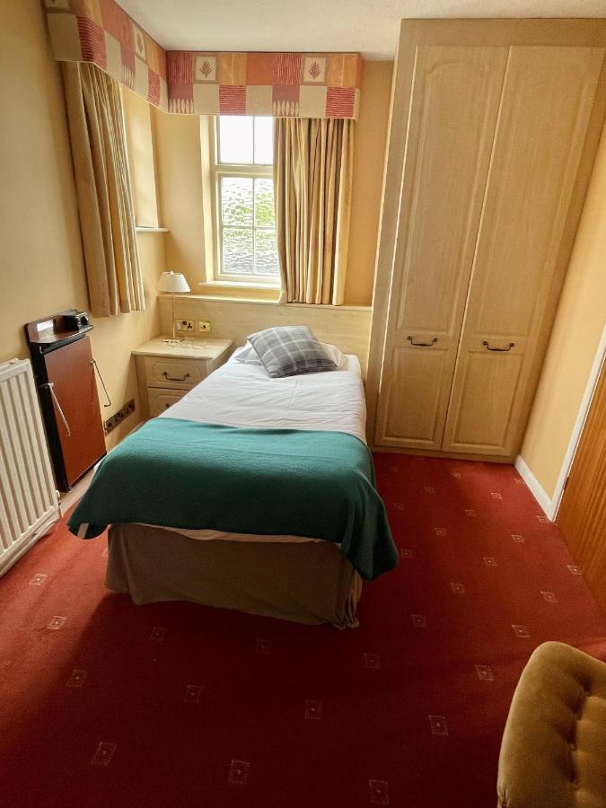 Donington Manor 3* Касл-Донингтон